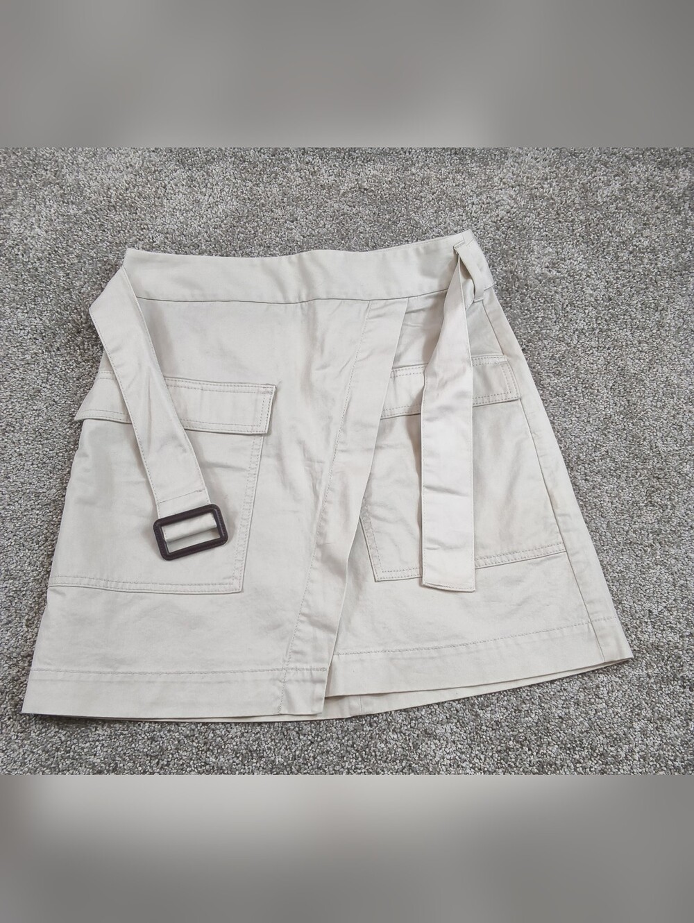 Banana Republic Khaki Cargo Faux Wrap Skirt Size 4 Utility Belted Pockets